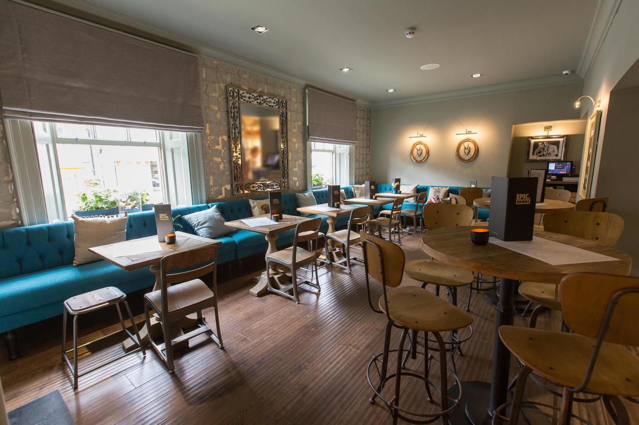 Mill Street Pub & Kitchen Bed & Breakfast Окем Екстериор снимка